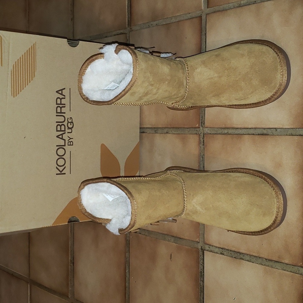 Koolaburra by UGG K Victoria Short Chestnut 5 NWT - Picture 3 of 13